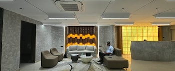 twenty three urban suites