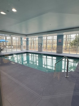holiday inn express and suites new bern medical park by ihg