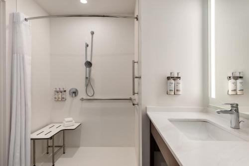staybridge suites norfolk airport by ihg