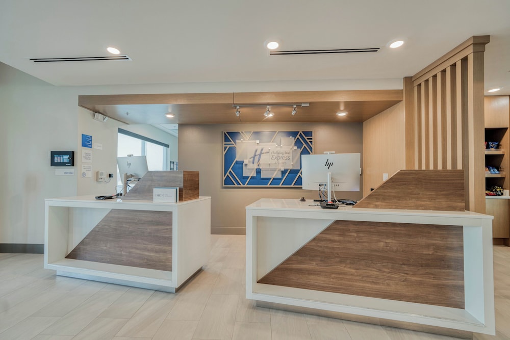 holiday inn express tyler south university area by ihg