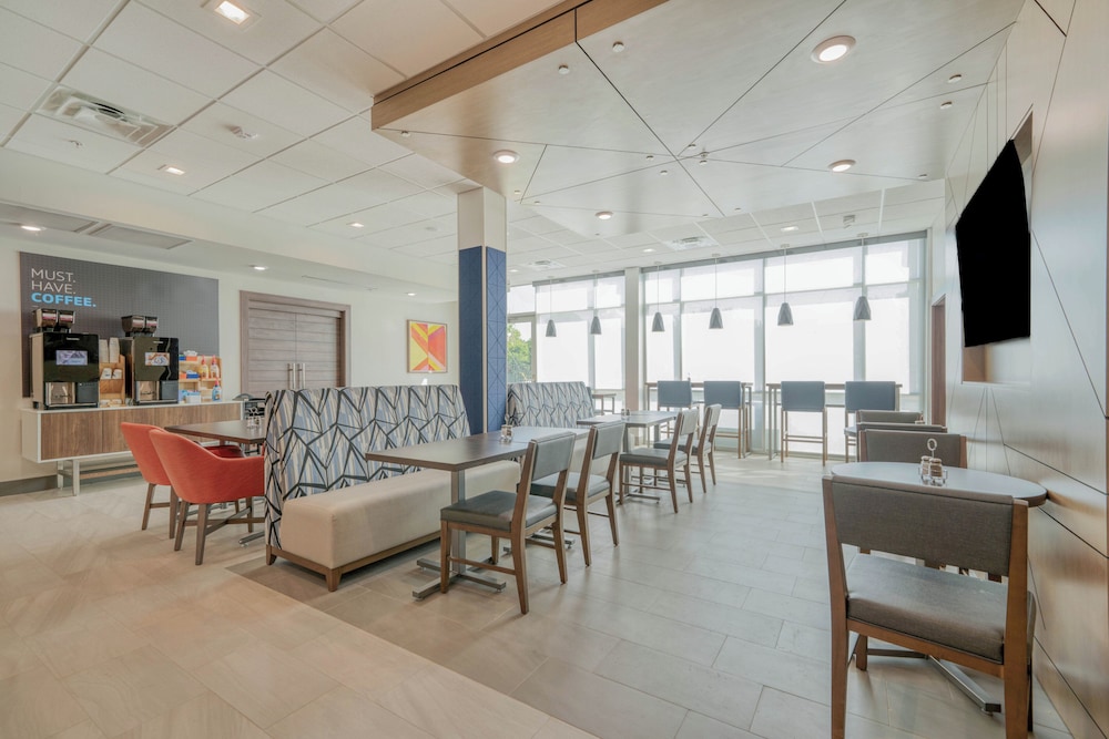 holiday inn express tyler south university area by ihg