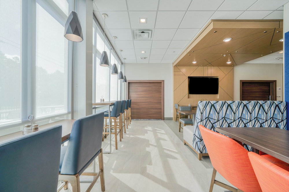 holiday inn express tyler south university area by ihg