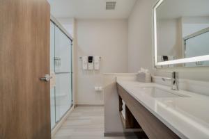 holiday inn express tyler south university area by ihg