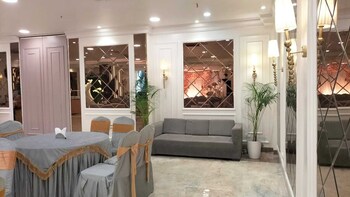 hotel kingston house lucknow