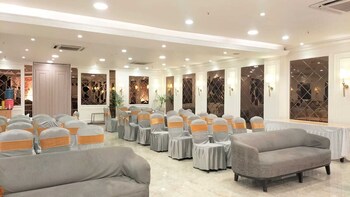 hotel kingston house lucknow