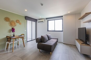 cozy apt 1br t3 635