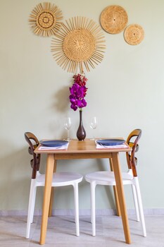 cozy apt 1br t3 635