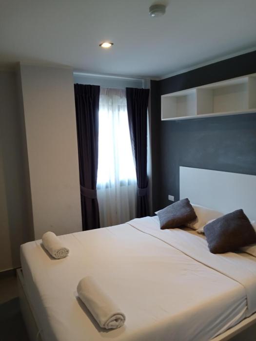 well located condo 1 br t1 nv 203