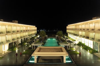 golden sands by the bay resorts