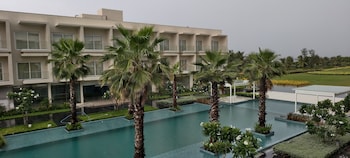 golden sands by the bay resorts