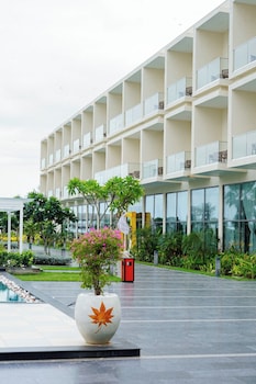 golden sands by the bay resorts