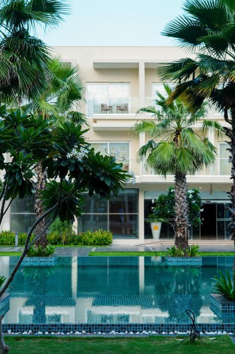 golden sands by the bay resorts