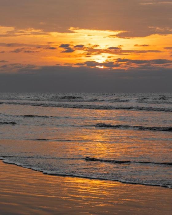 golden sands by the bay resorts