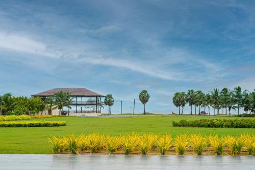golden sands by the bay resorts