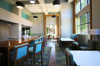 hampton inn and suites tacoma