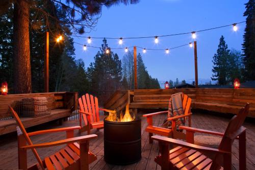 Basecamp Tahoe City,Carnelian Bay>>California,3 star