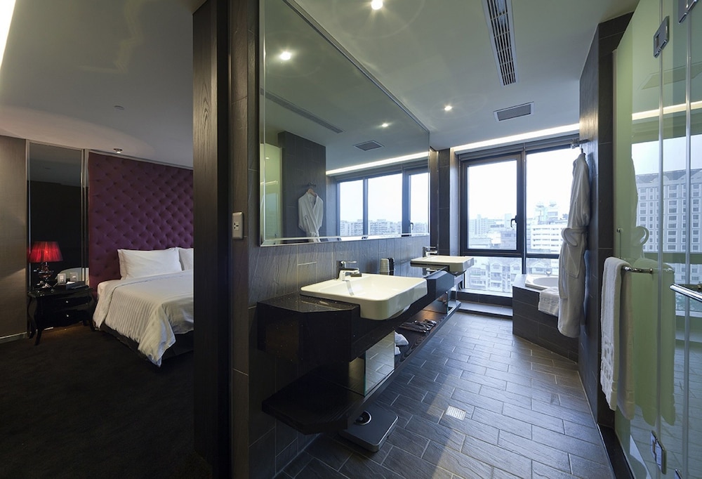 fx hotel taipei nanjing east road branch