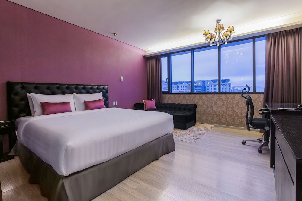 fx hotel taipei nanjing east road branch