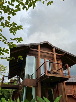 nachan the antique courtyard