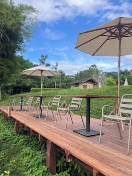 nachan the antique courtyard