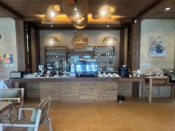 nachan the antique courtyard