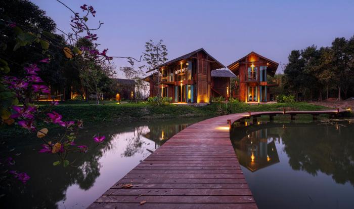 nachan the antique courtyard