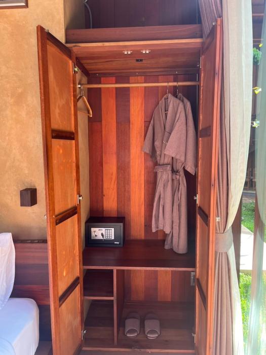 nachan the antique courtyard