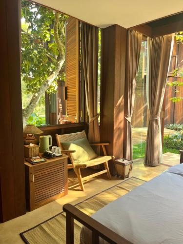 nachan the antique courtyard