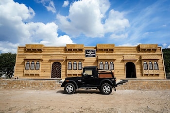 hotel ganga wild desert safari
