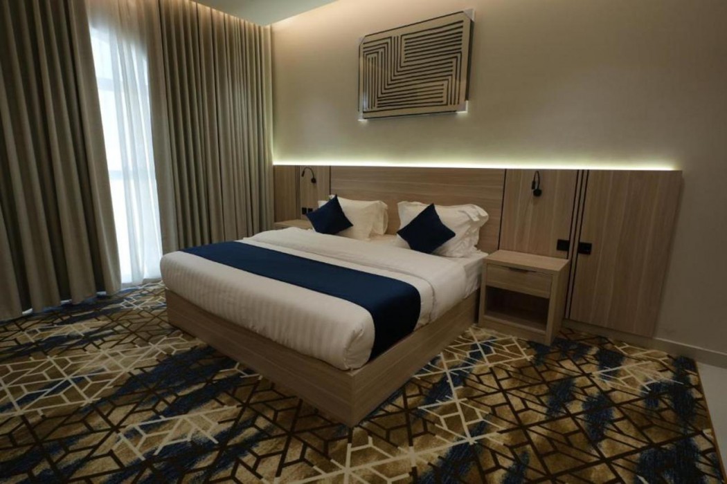 the s square airport hotel