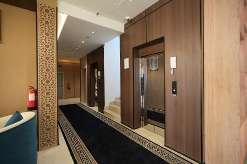the s square airport hotel