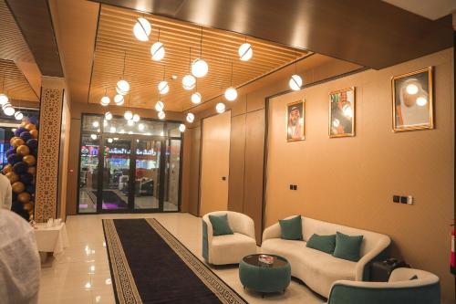 the s square airport hotel
