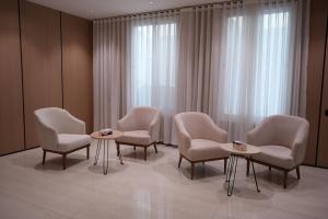the s square airport hotel