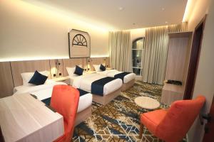 the s square airport hotel
