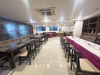 the landmark hotel banjarahills