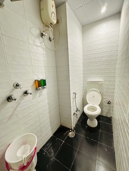 hotel airport residency