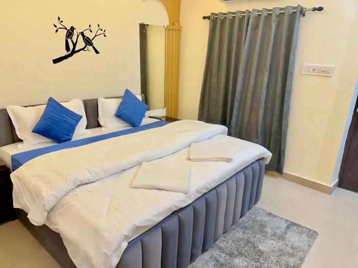 hotel airport residency