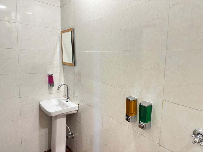 hotel airport residency