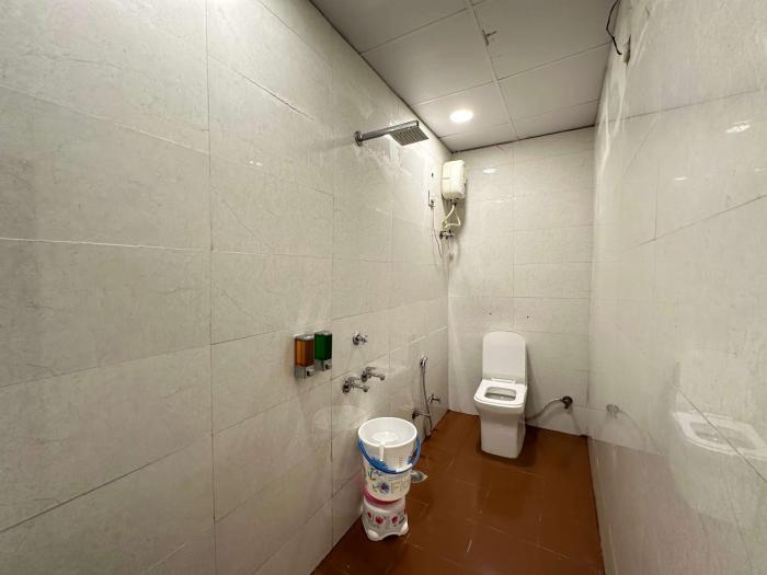 hotel airport residency