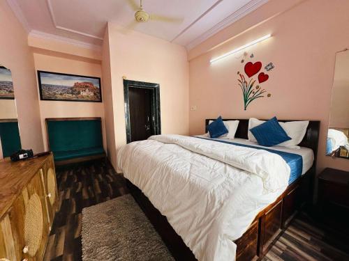 hotel airport residency