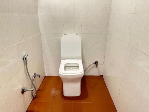 hotel airport residency