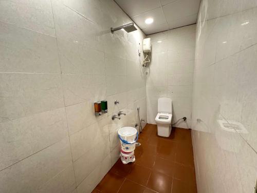 hotel airport residency