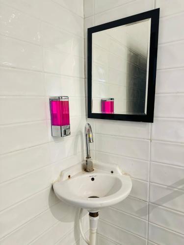 hotel airport residency