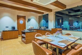 Arina Vedic Haveli 2 Min Walk To Ganga,,4 star