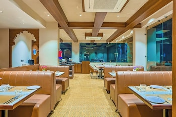 arina vedic haveli 2 min walk to ganga