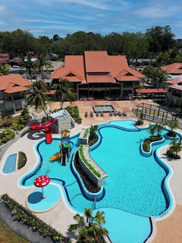 Raia Beach Resort Port Dickson,,3 star