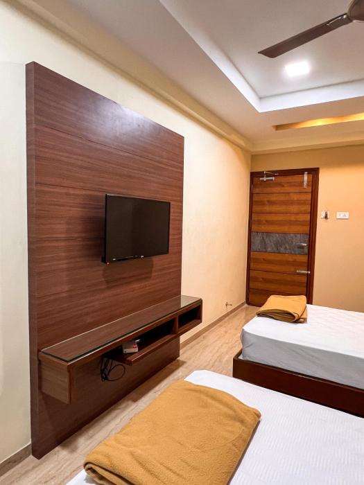 shri amman residency