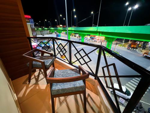 Shri Amman Residency,,2 star