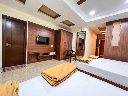 shri amman residency