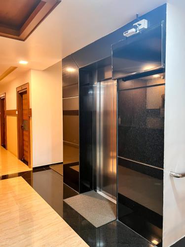 shri amman residency